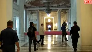 FOCUS: Turul Senatului va începe cu 
