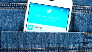 Cel mai redistribut tweet din istorie. Adolescentul care a doborât recordul deţinut de Ellen DeGeneres