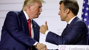 Donald Trump şi Emmanuel Macron vor avea o întrevedere înainte de summitul NATO