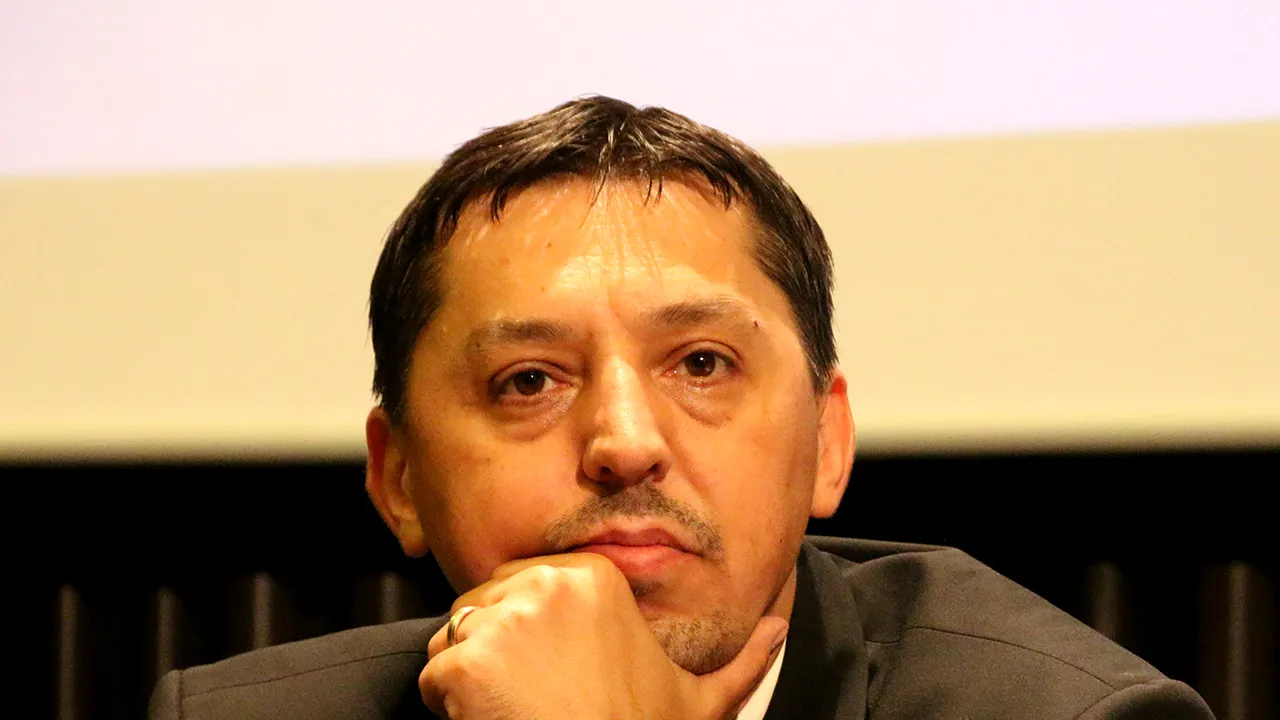 OFF/ON THE RECORD, 22 ianuarie 2023. Invitat, ora 21.55: Daniel David, Rector Universitatea Babeş Bolyai

