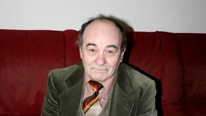 Actorul Constantin Ghenescu a fost găsit mort în locuinţa sa. Acesta a fost înjunghiat