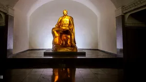 Cum arată staţiile de metrou din Coreea de Nord. 