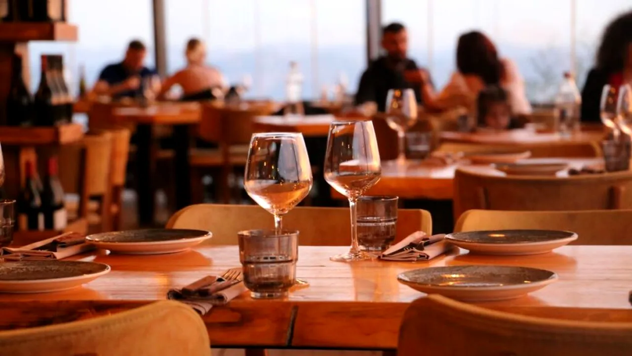 Cum își aleg spaniolii restaurantul în vacanță: ce contează mai mult decât prețul