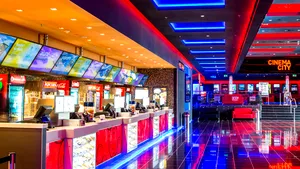 Iulius Mall Suceava anunţă deschiderea unui cinematograf multiplex cu opt săli