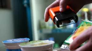 Gândul: Codul de bare inteligent se înroşeşte când alimentele sunt expirate