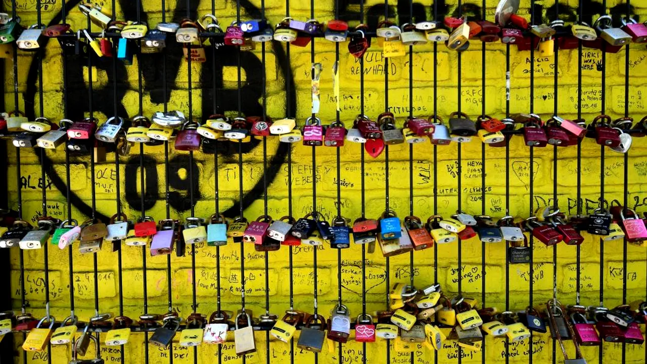 Fanii Borussiei Dortmund şi-au arătat susţinerea faţă de echipa favorită într-un mod inedit