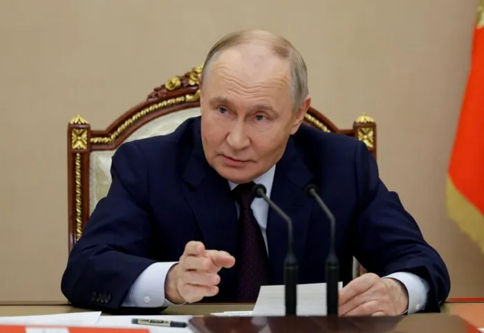 EXTERNE Putin afirmă că planul de pace al SUA poate constitui baza pentru pacea în Ucraina