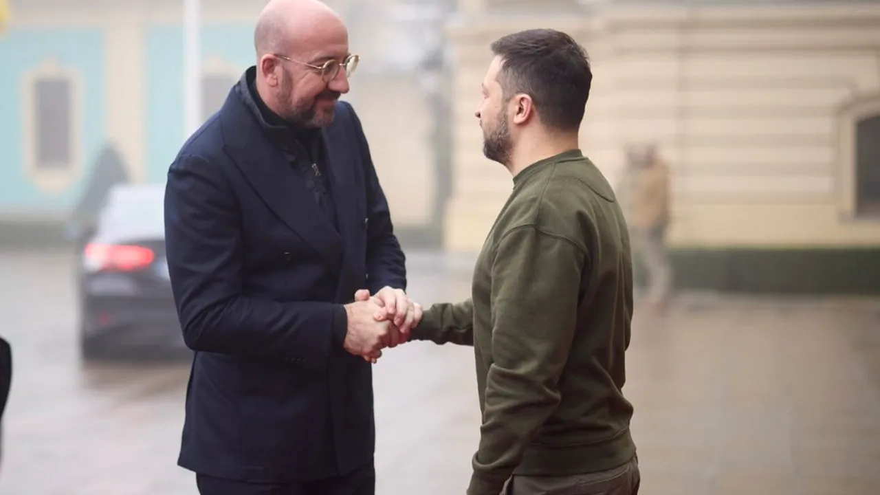 Charles Michel reafirmă sprijinul pentru Ucraina. Volodimir Zelenski cere admiterea în UE