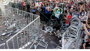 CRIZA IMIGRANŢILOR: Ungaria mobilizează rezervişti voluntari ai armatei, pentru a face faţă crizei imigraţiei