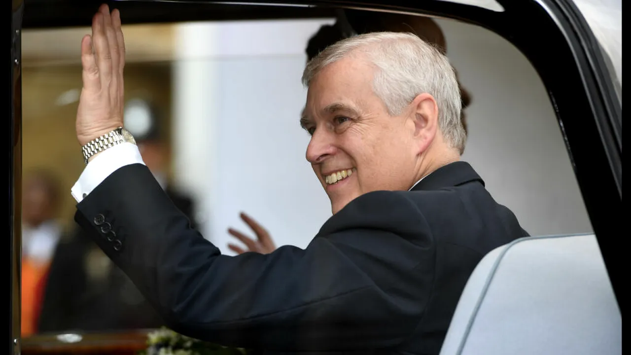 Epstein i-a oferit prințului Andrew o întâlnire cu o femeie rusoaică, arată e-mailurile