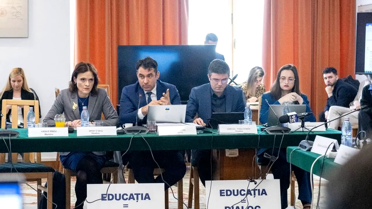 Protest al senatorilor USR  faţă de menţinerea sistemului dual de admitere în liceu