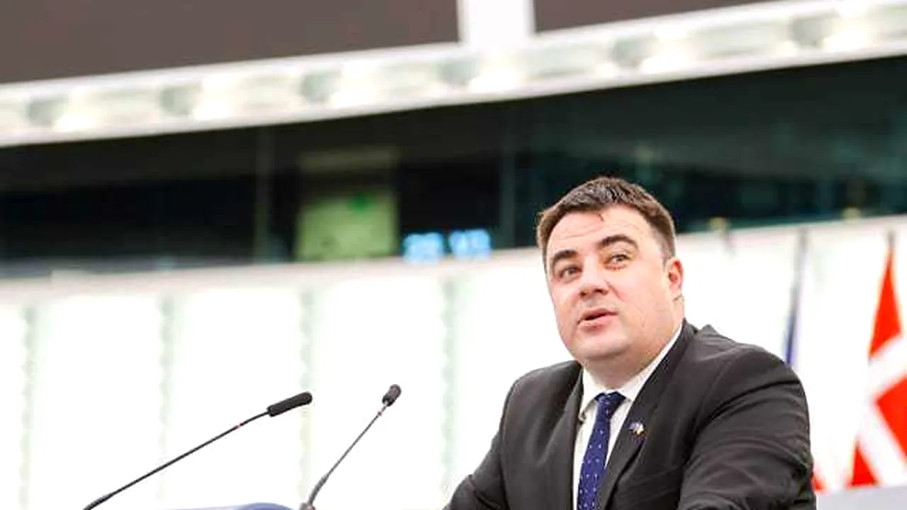 Replica dată de Vlad Botoş europarlamentarului german, care a numit România ”Vestul Sălbatic al Europei”, a fost aplaudată de toată sala