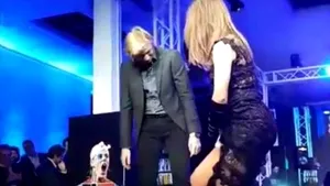 ATP, scuze după dineul de la Turneul speranţelor / Tragerea la sorţi, transformată în show erotic, după ce mai multe fotomodele au ascuns literele grupelor în diferite zone ale corpului 