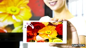 A fost lansat cel mai mare smartphone full HD. Cum arată telefonul de 15 centimetri - FOTO