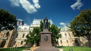 Guvernul investeşte 16 milioane de lei în două parcuri industriale din judeţul Iaşi