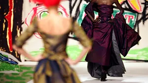 Galerie Foto şi Video - Moda ca artă
