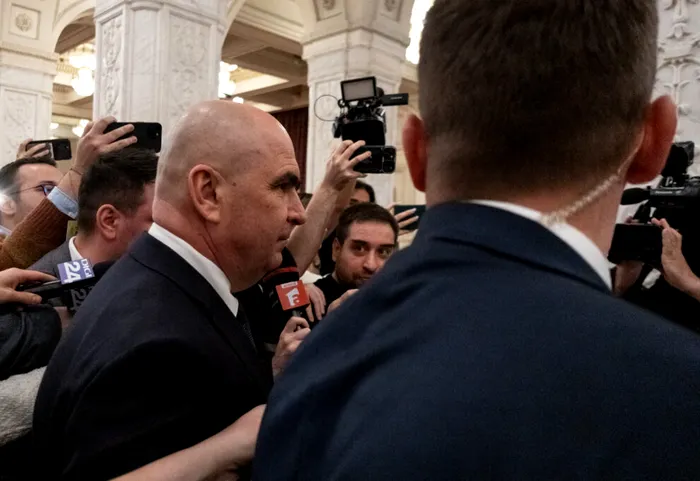 POLITIC Bolojan: „Zarurile au fost aruncate, suntem la început de criză”. PSD vrea un premier marionetă