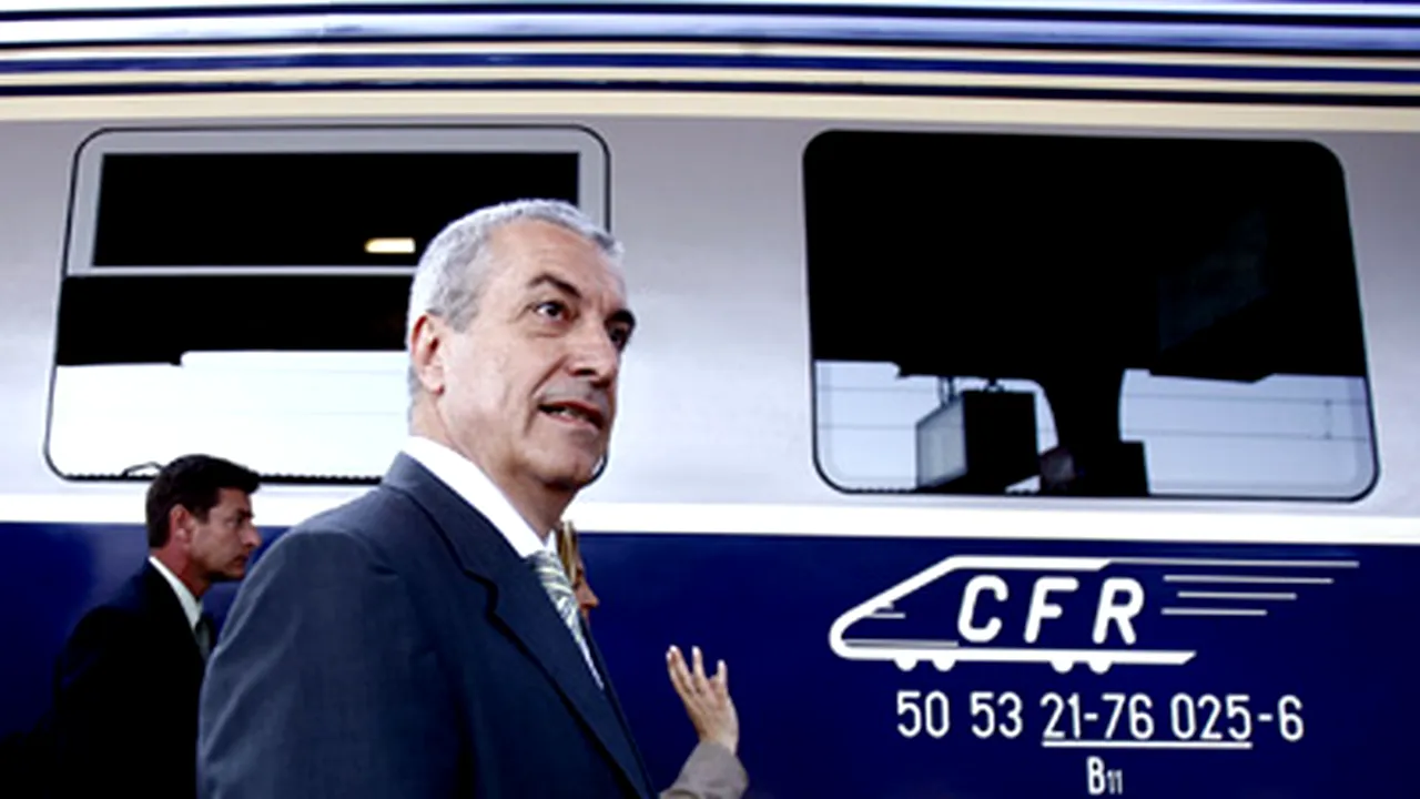 Tăriceanu şi Orban au plecat spre Titu cu trenul, cumpărând bilete pentru a nu fi 