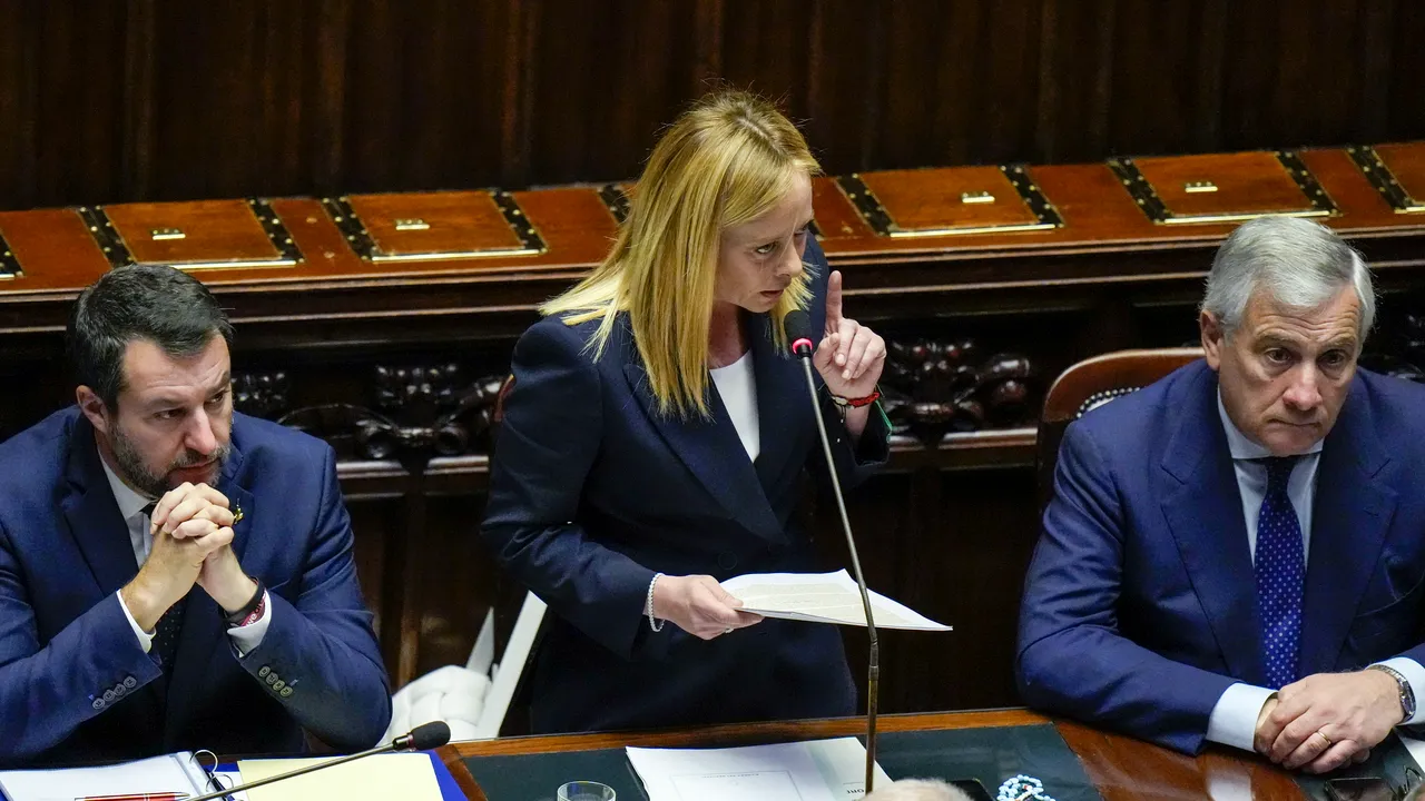 Italia propune obiective mai blânde de reducere a emisiilor de dioxid de carbon pentru autovehicule