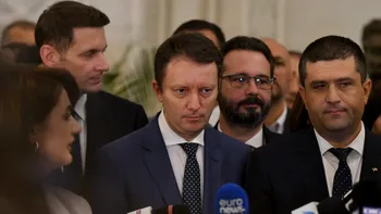 POLITIC Ce scrie presa străină după ce Guvernul Mureșan a picat la vot în Parlament. Nicușor Dan, între o nouă nominalizare și anticipate