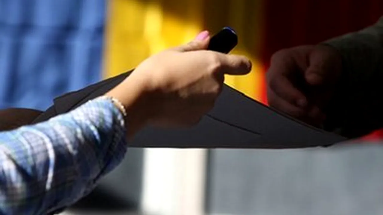 Romanian Democrat Liberals Challenge Extended Referendum Schedule In Constitutional Court
