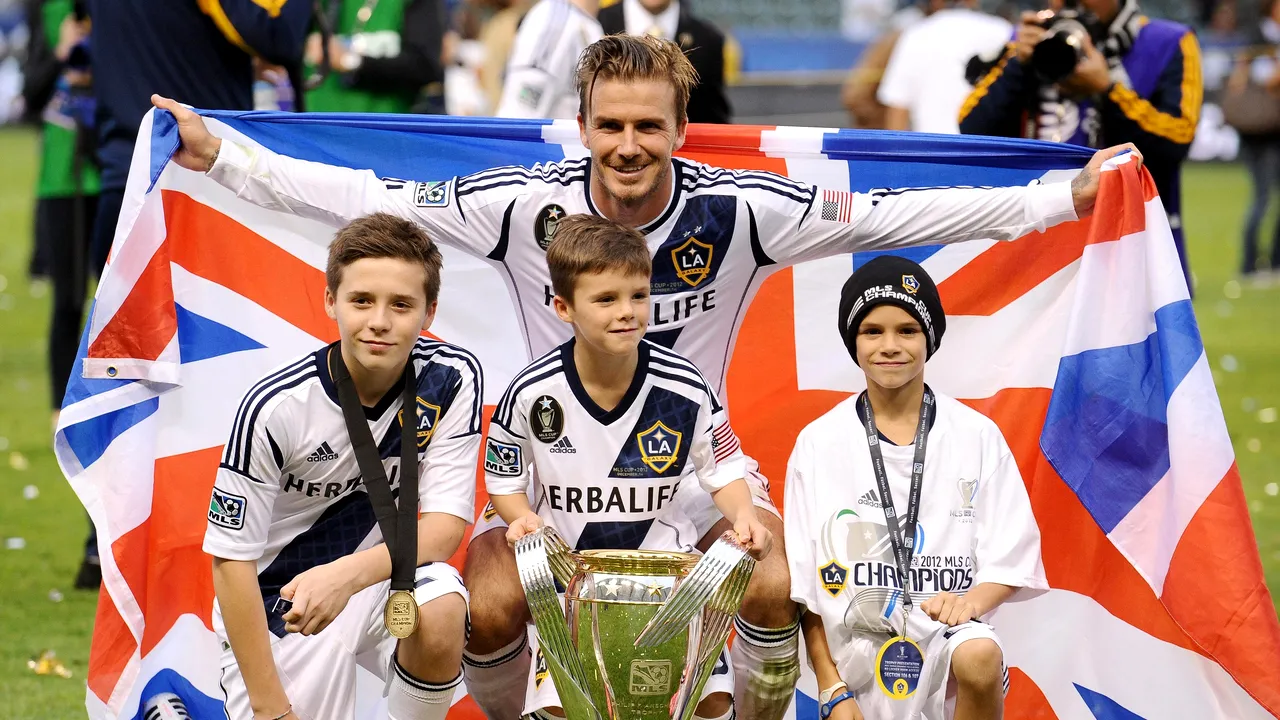David Beckham bate palma cu Netflix. Va juca într-un documentar despre viaţa şi cariera lui în fotbal