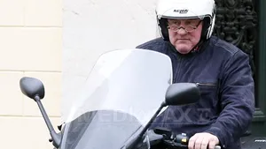 Gérard Depardieu, amendat şi cu permisul suspendat pentru conducere în stare de ebrietate