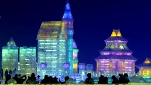 ORAŞUL DE GHEAŢĂ: Cum arată sculpturile de la Festivalul Gheţii şi Zăpezii de la Harbin - FOTO, VIDEO