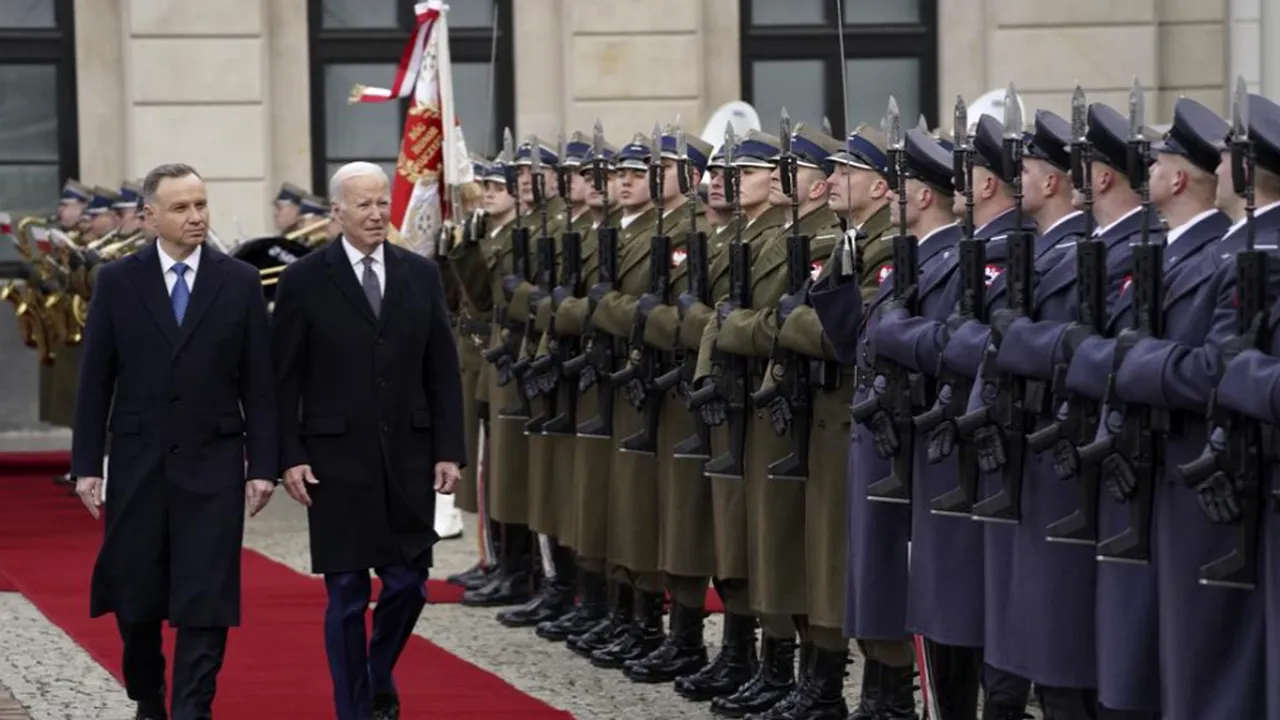 NEWS ALERT Biden: Invazia rusă în Ucraina este un test pentru Europa, pentru NATO şi pentru întreaga lume