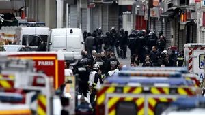 Saleh Abdeslam, căutat pentru implicarea în atentatele de la Paris, ARESTAT la Bruxelles. Alţi doi islamişti au fost capturaţi în viaţă, iar un alt presupus terorist a fost împuşcat mortal  - GALERIE FOTO, VIDEO 