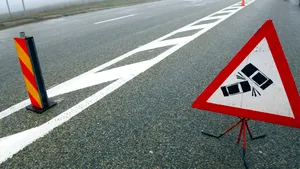 Un autocar în care se aflau români s-a RĂSTURNAT în Ungaria. MAE: Doi români sunt răniţi grav, iar 11 sunt răniţi uşor