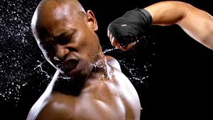 Un boxer din Mexic se află în comă, după ce a fost făcut K.O. în ring 