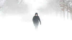 Cea mai mare furtună de zăpadă din noiembrie din ultimii 50 de ani loveşte Seulul