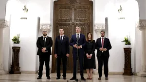 Referendum după referendum. Iohannis, consultări la Cotroceni pentru revizuirea Constituţiei. PNL militează pentru o nouă consultare, la alegerile din toamnă/ USR vrea extinderea modificărilor şi la „Fără penali”