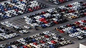 General Motors ia în considerare declararea falimentului