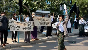 Primele proteste împotriva loviturii de stat din Myanmar. Au fost arestate 3 persoane