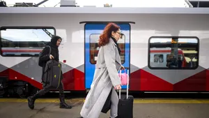 Mai multe trenuri internaționale către Ungaria vor fi înlocuite cu autobuze pe un segment maghiar