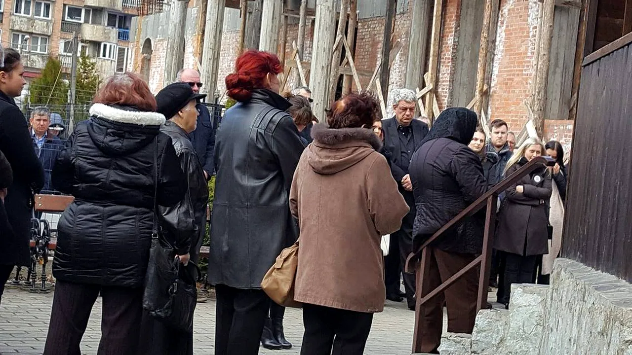 Victimă din clubul COLECTIV, comemorată la Petroşani în prezenţa ministrului Economiei: Am fost invitat în calitate de prieten