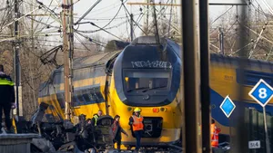 Accident feroviar olandez: zeci de răniţi în urma deraiării unui tren de pasageri