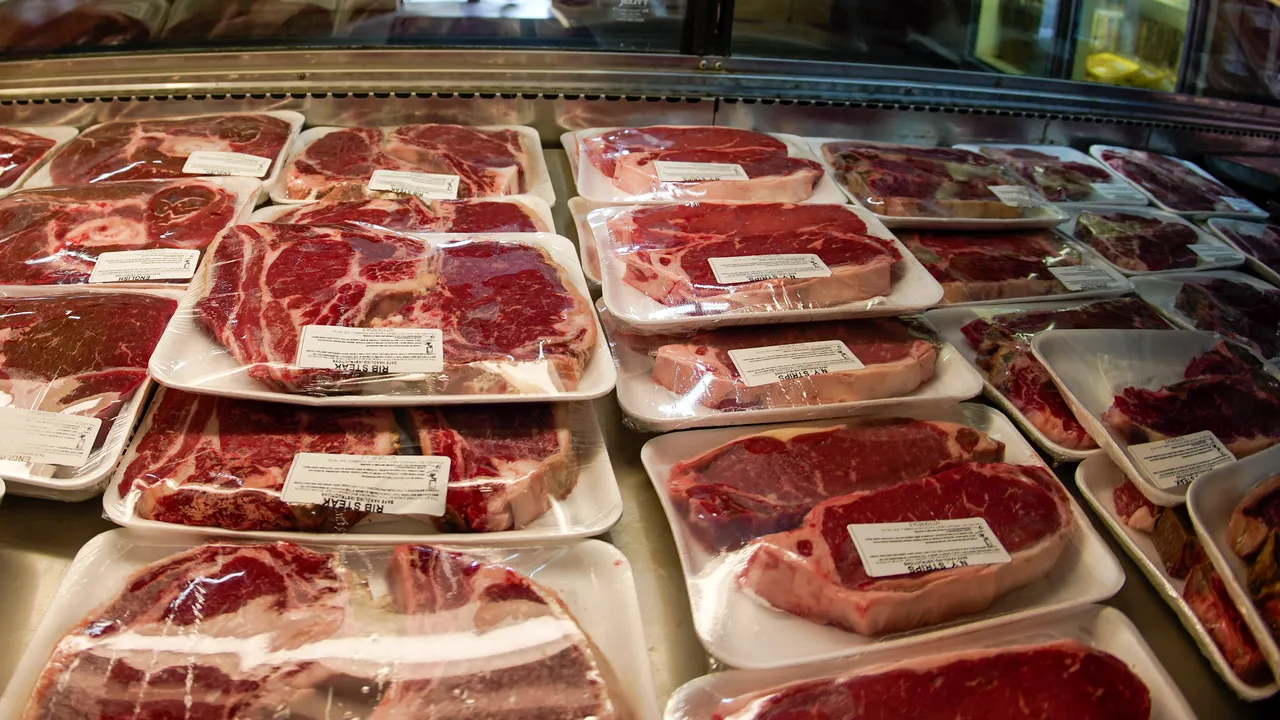 Trecerea la o dietă săracă în carne ar putea preveni 200.000 de decese premature 