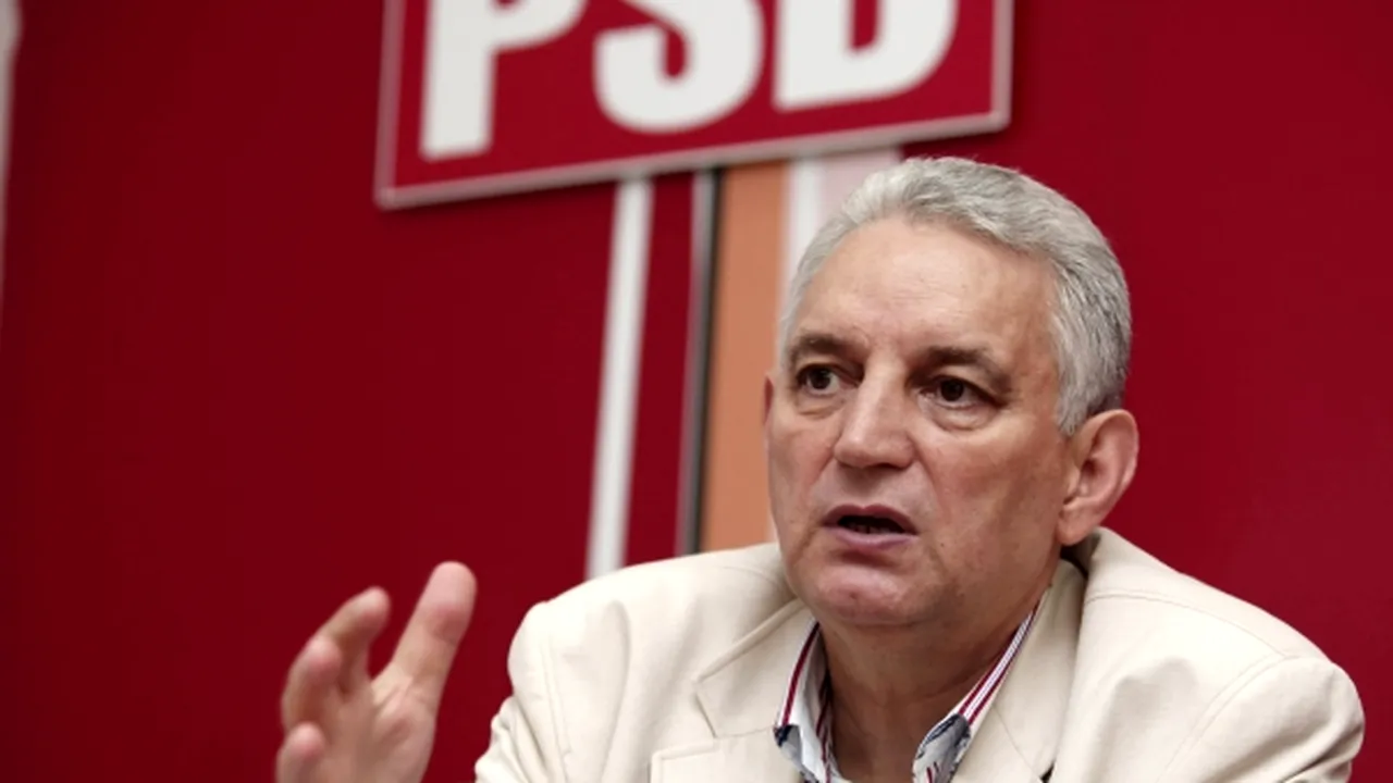 Schimb de acuzaţii între Boc şi Ilie Sârbu privind finanţarea agriculturii