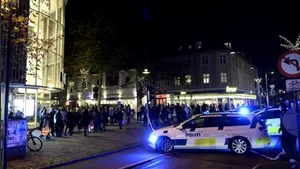 ATAC ARMAT într-un mall din Copenhaga: Cel puţin două persoane au fost rănite - GALERIE FOTO 