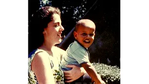 Tatăl lui Barack Obama susţinea în 1961 că mama acestuia intenţiona să îl dea spre adopţie