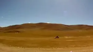 The Mongol Rally: Doi români participă la cel mai mare raliu caritabil din lume. Vor renunţa la confortul de zi cu zi pentru a merge cu un Peugeot 206 din România până în Mongolia - VIDEO