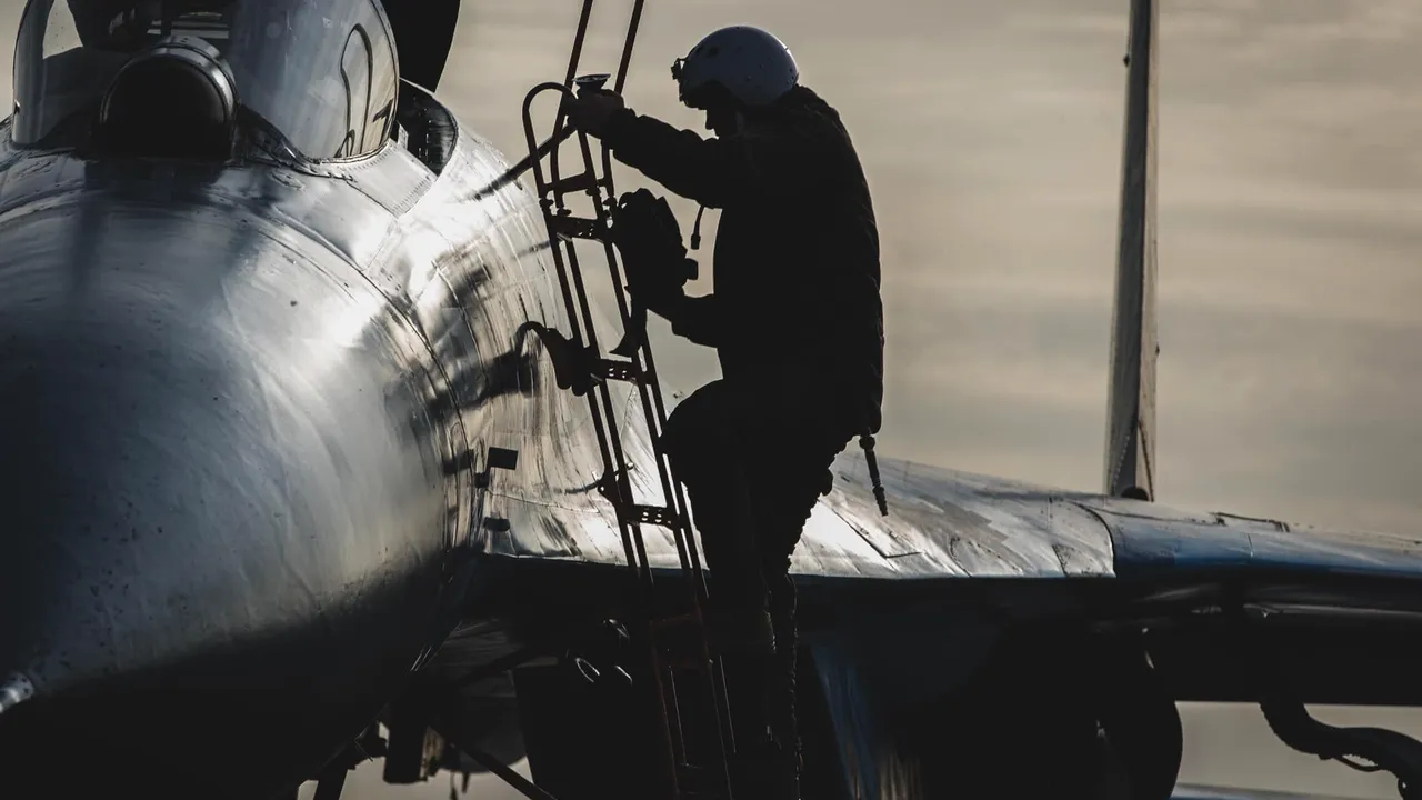 Războiul din Ucraina, ziua 610. Piloţii ucraineni încep antrenamentele F-16 în SUA / Coreea de Nord a furnizat cu certitudine munţii Rusiei /  Slovacia anunţă oprirea ajutorului militar acordat Ucrainei. Efectele instalării noului premier / SUA anunţă asistenţă militară suplimentară pentru Ucraina
