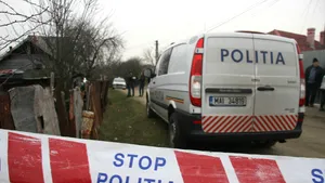 Doi poliţişti, răniţi de principalul suspect în timp ce investigau un caz | 