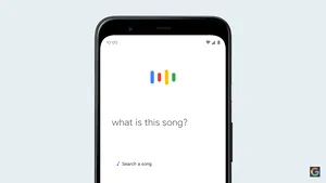 Google te ajută să găseşti mai uşor piesa care ţi-a rămas în cap. E suficient să o fredonezi!