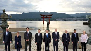 Giorgia Meloni pleacă mai devreme de la summitul G7 din cauza inundaţiilor mortale din Italia