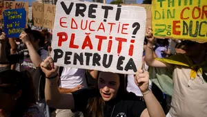 Analiză ANOSR. Cât costă să fii student în România: peste 2.000 de lei lunar și burse insuficiente