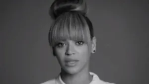 Beyoncé, Jennifer Aniston, Gwyneth Paltrow şi multe alte vedete americane solicită o legislaţie mai strictă împotriva folosirii armelor în SUA - VIDEO